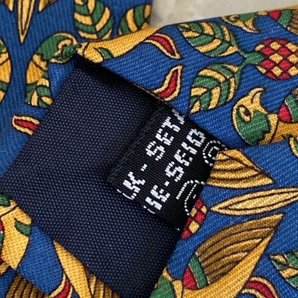 Salvatore Ferragamo 100% Silk Tie Lovebirds - Picture 9 of 10